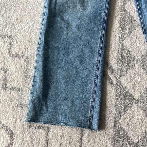 Fashion Nova High Waisted Wide Leg Jeans - size 7 - Picture 6 of 9